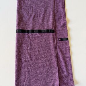 Lululemon Athletica Heathered Purple & Grey Wrap with Black Trim